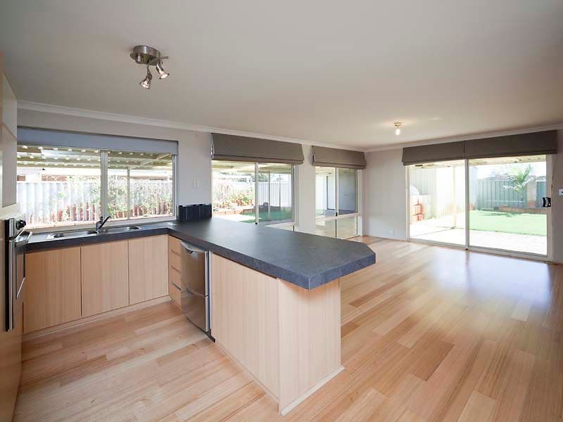 16 Pyrenees Court, CAVERSHAM WA 6055, Caversham - Image 1