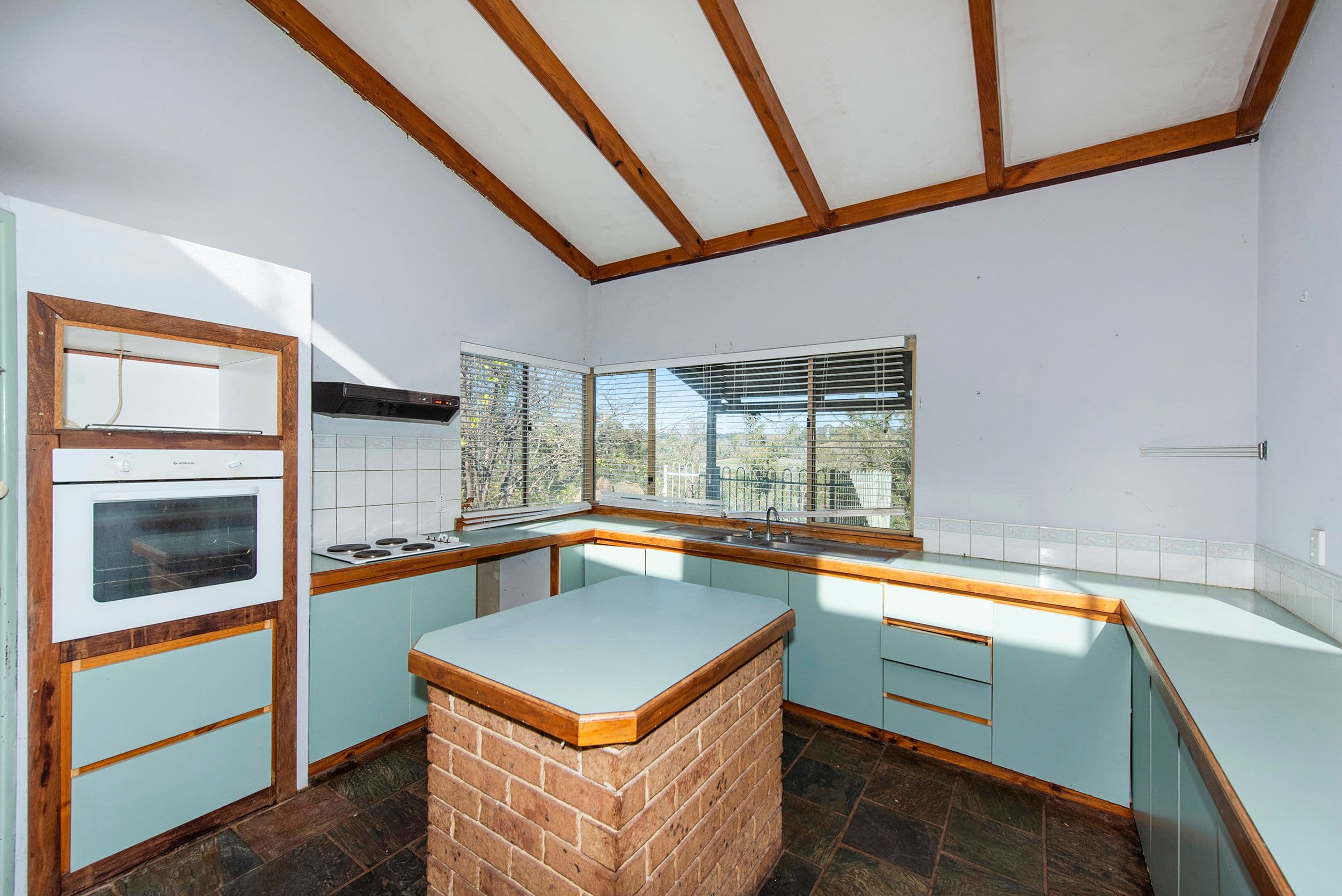 615 Blue Plains Road, Chittering WA 6084, Chittering - Thumbnail 6