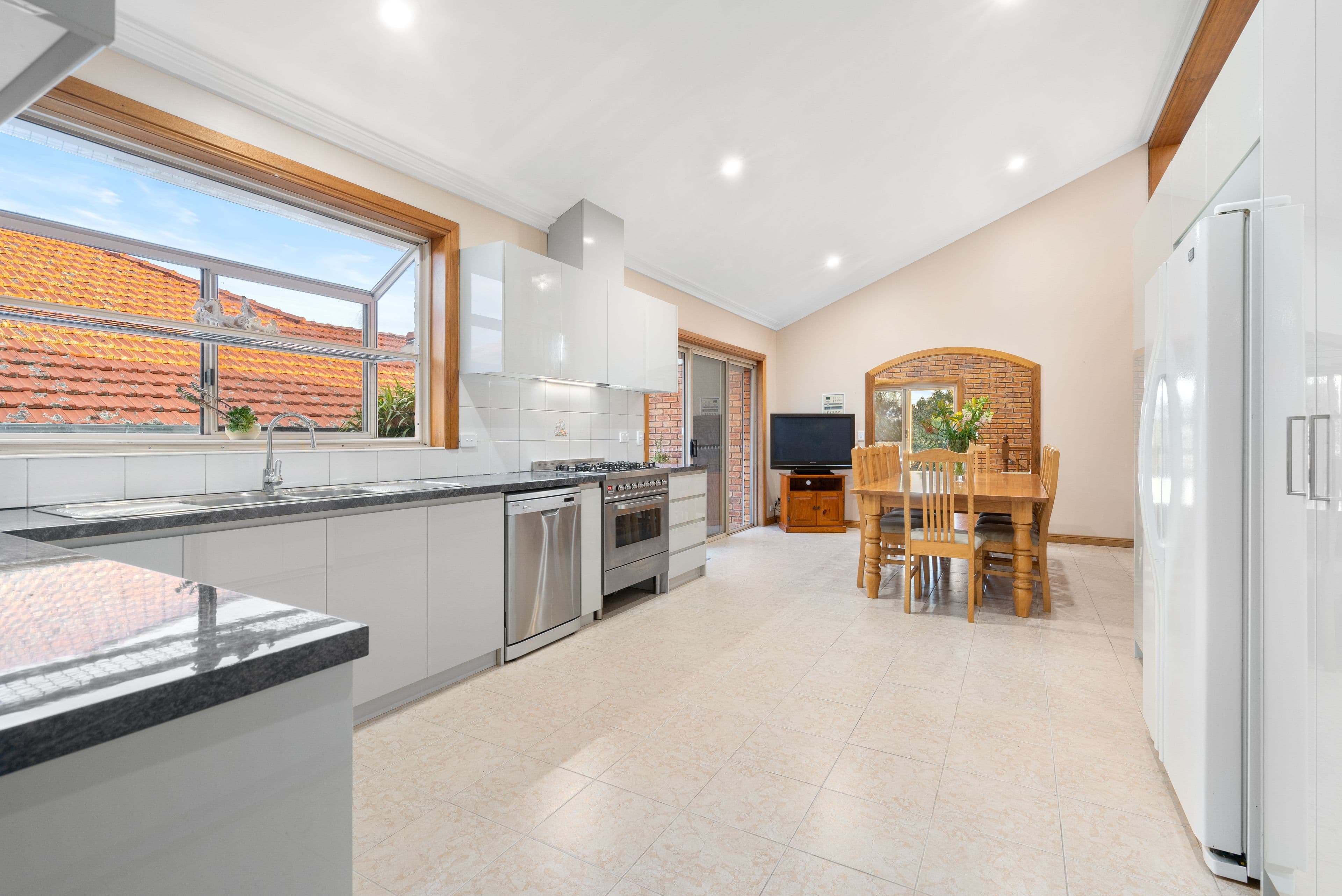 18 Barnard Court, Epping VIC 3076, Epping - Thumbnail 4