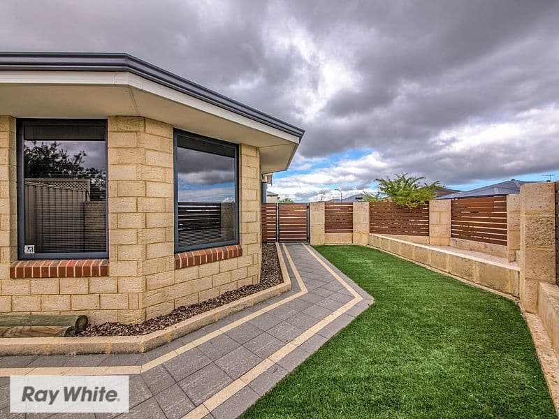 62 Regency Avenue, Madeley WA 6065, Madeley - Thumbnail 3