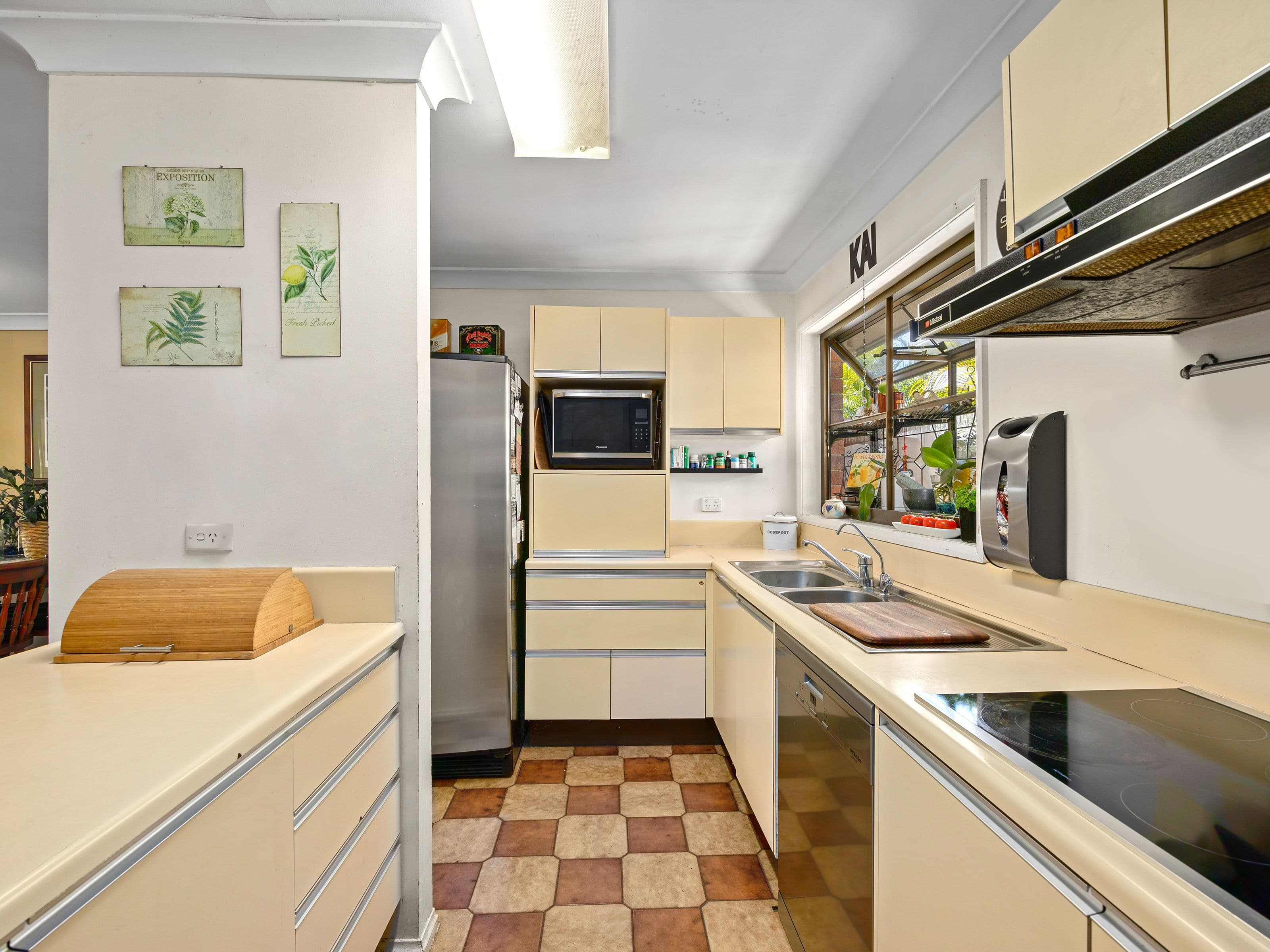 25 Abang Avenue, Tanah Merah QLD 4128, Tanah Merah - Thumbnail 4