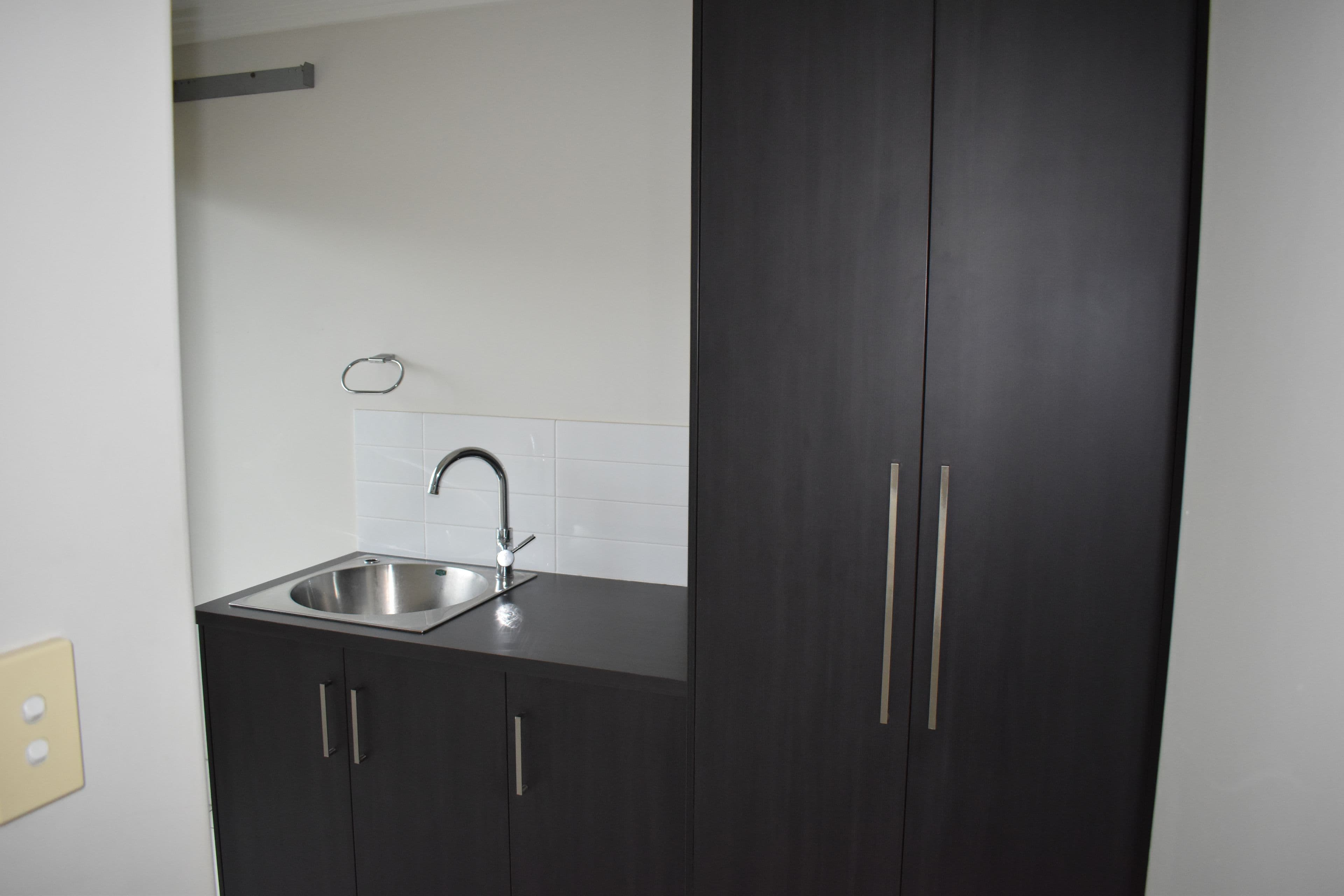 19 Rogers Street, Emerald QLD 4720, Emerald - Thumbnail 7