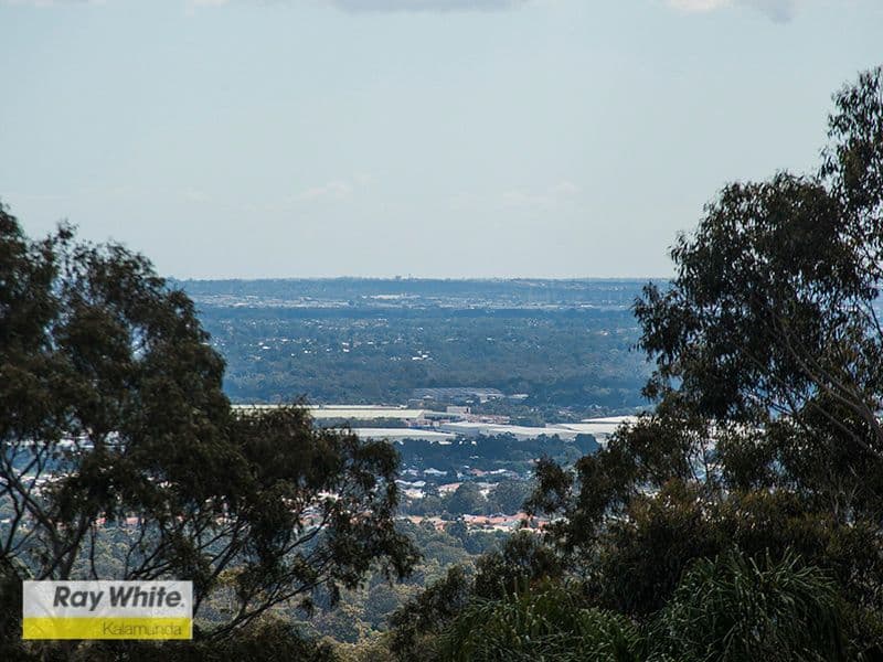 32 Lenori Road, Gooseberry Hill WA 6076, Gooseberry Hill - Thumbnail 4