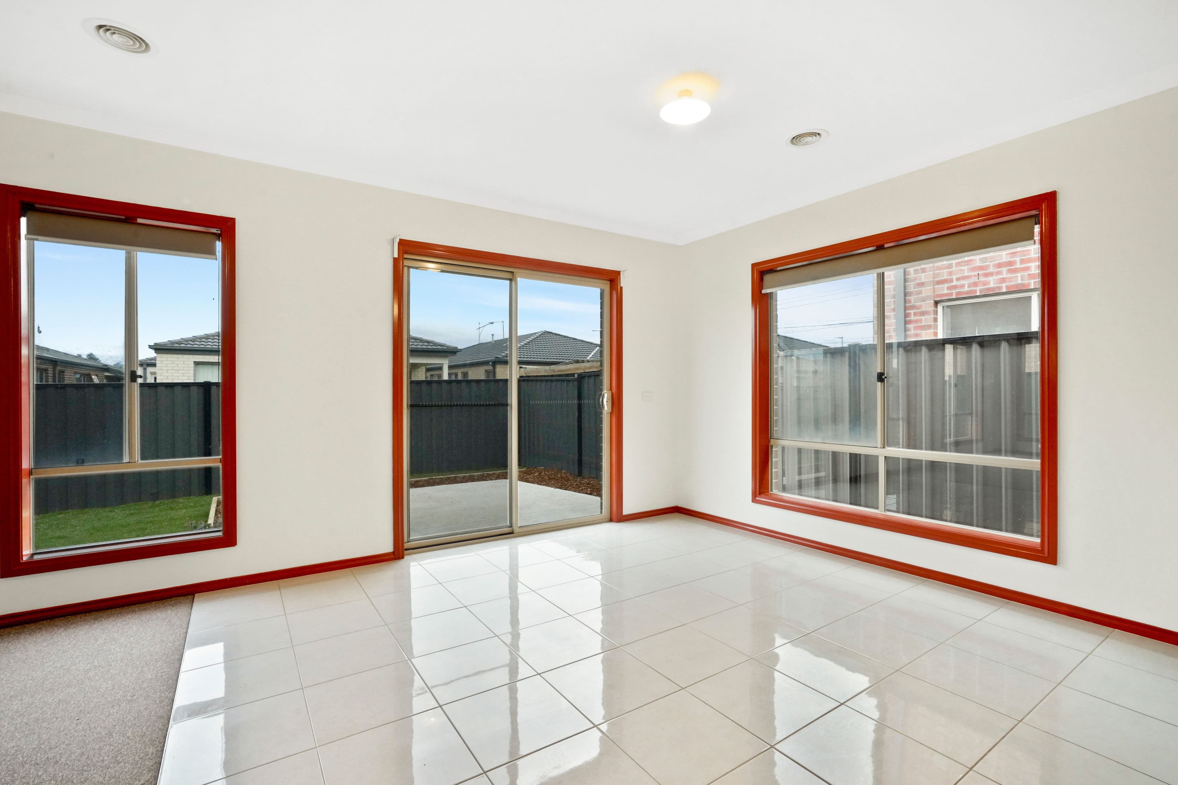 8 Omaroo Street, Truganina VIC 3029, Truganina - Thumbnail 7
