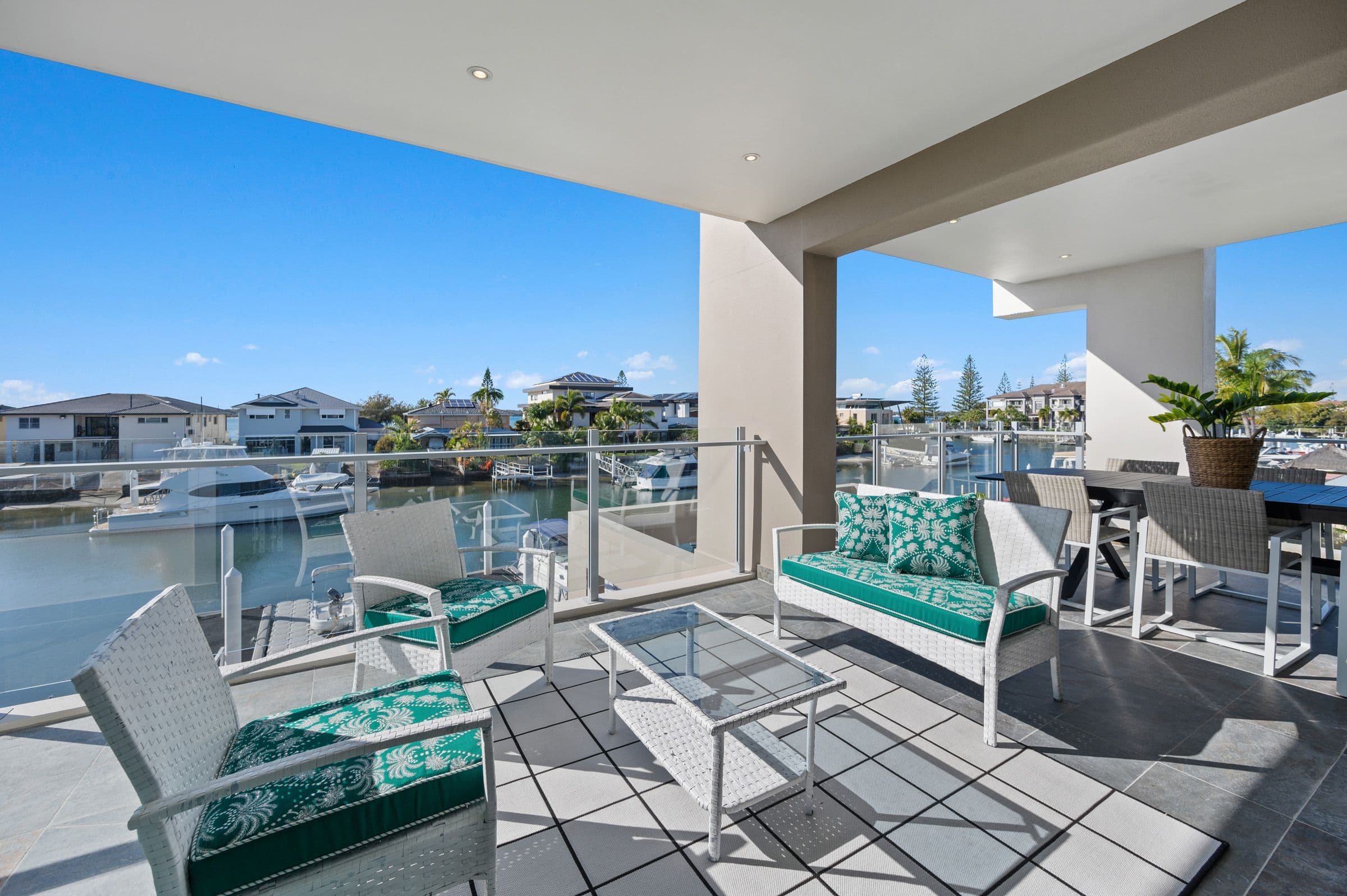 11 Canal Avenue, Runaway Bay QLD 4216, Runaway Bay - Thumbnail 6