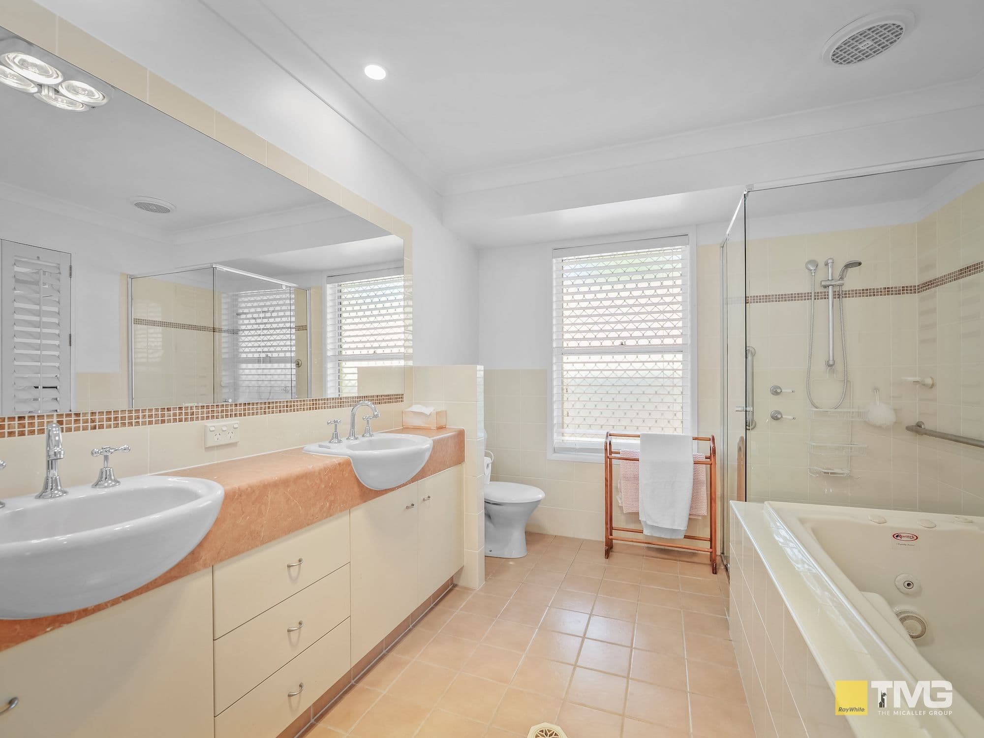 7 Ellis Drive, Mudgeeraba QLD 4213, Mudgeeraba - Thumbnail 7