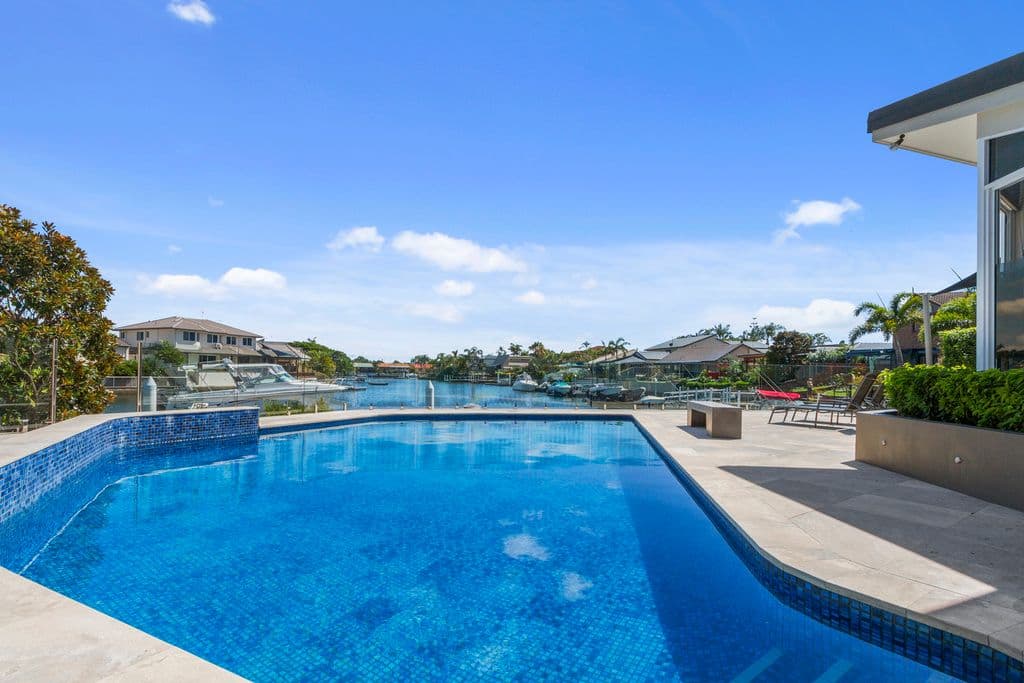 3 Rum Point Place, Runaway Bay QLD 4216, Runaway Bay - Thumbnail 3