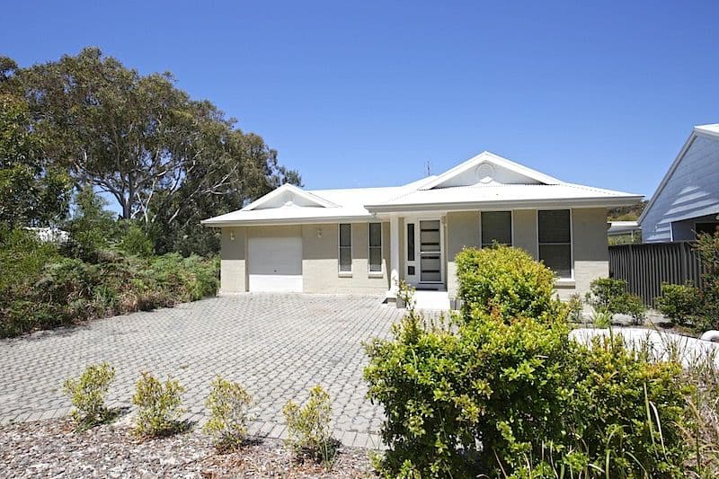 29 Caffery Circuit, Callala Beach - Thumbnail 2