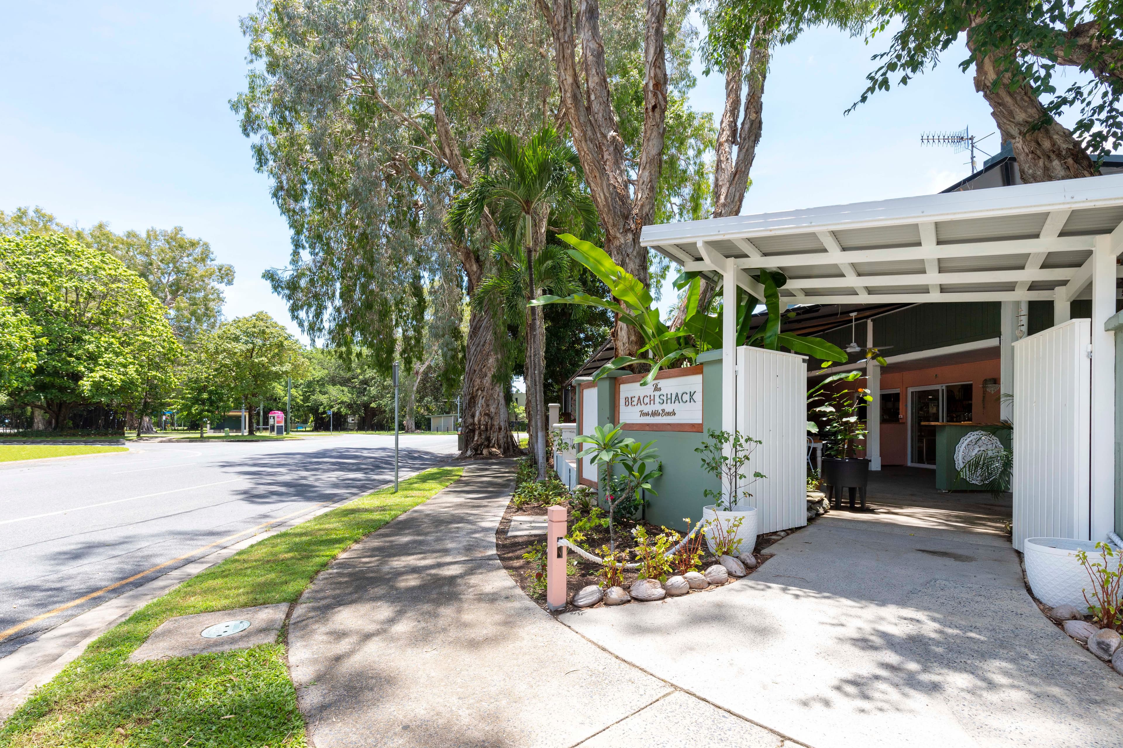 29 Barrier Street, Port Douglas QLD 4877, Port Douglas - Thumbnail 2