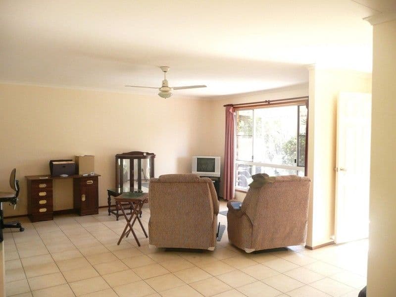 15 Foreshore Parade, BARGARA QLD 4670, Bargara - Thumbnail 3
