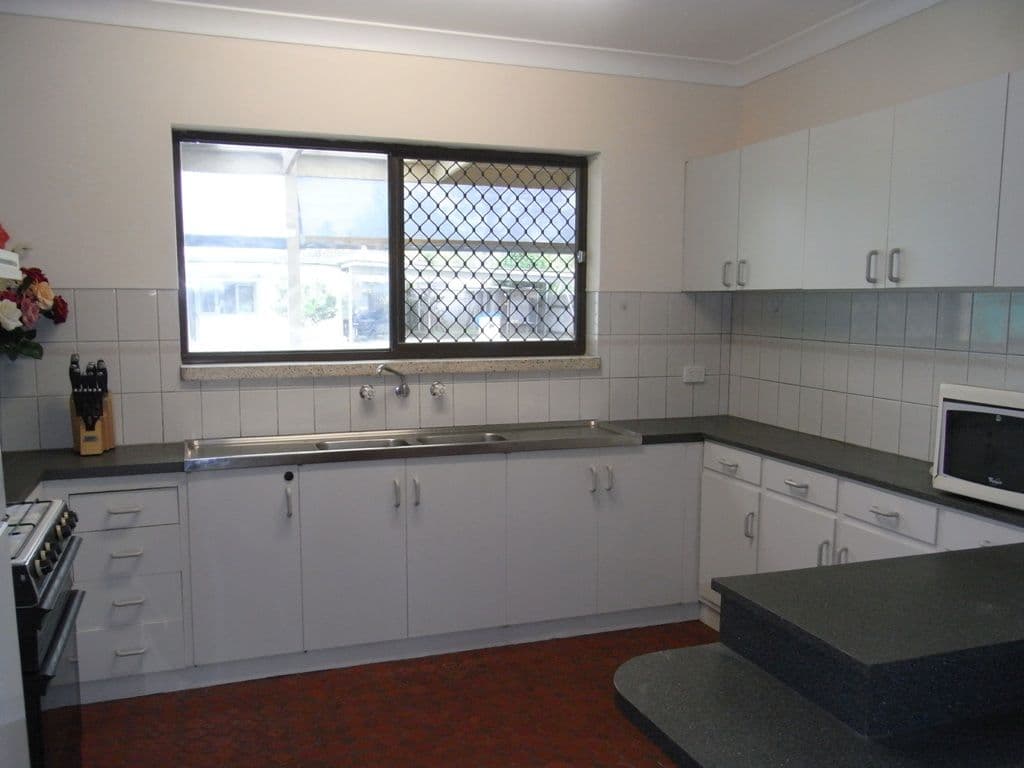 395 Parnall Street, LAVINGTON NSW 2641, Lavington - Thumbnail 2