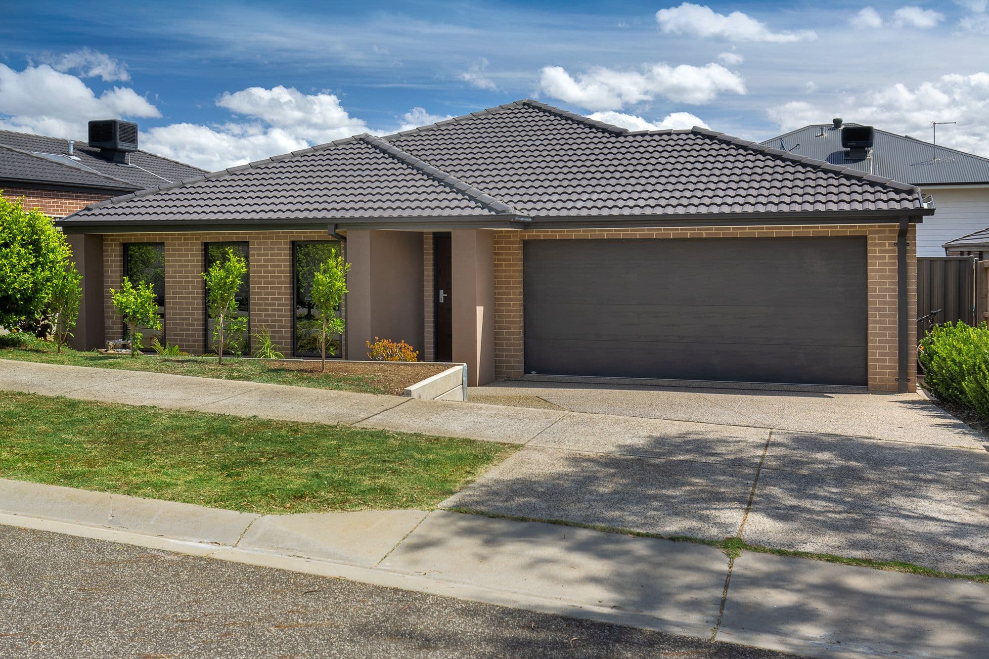 34 Almondsbury Avenue, Berwick VIC 3806, Berwick - Thumbnail 2