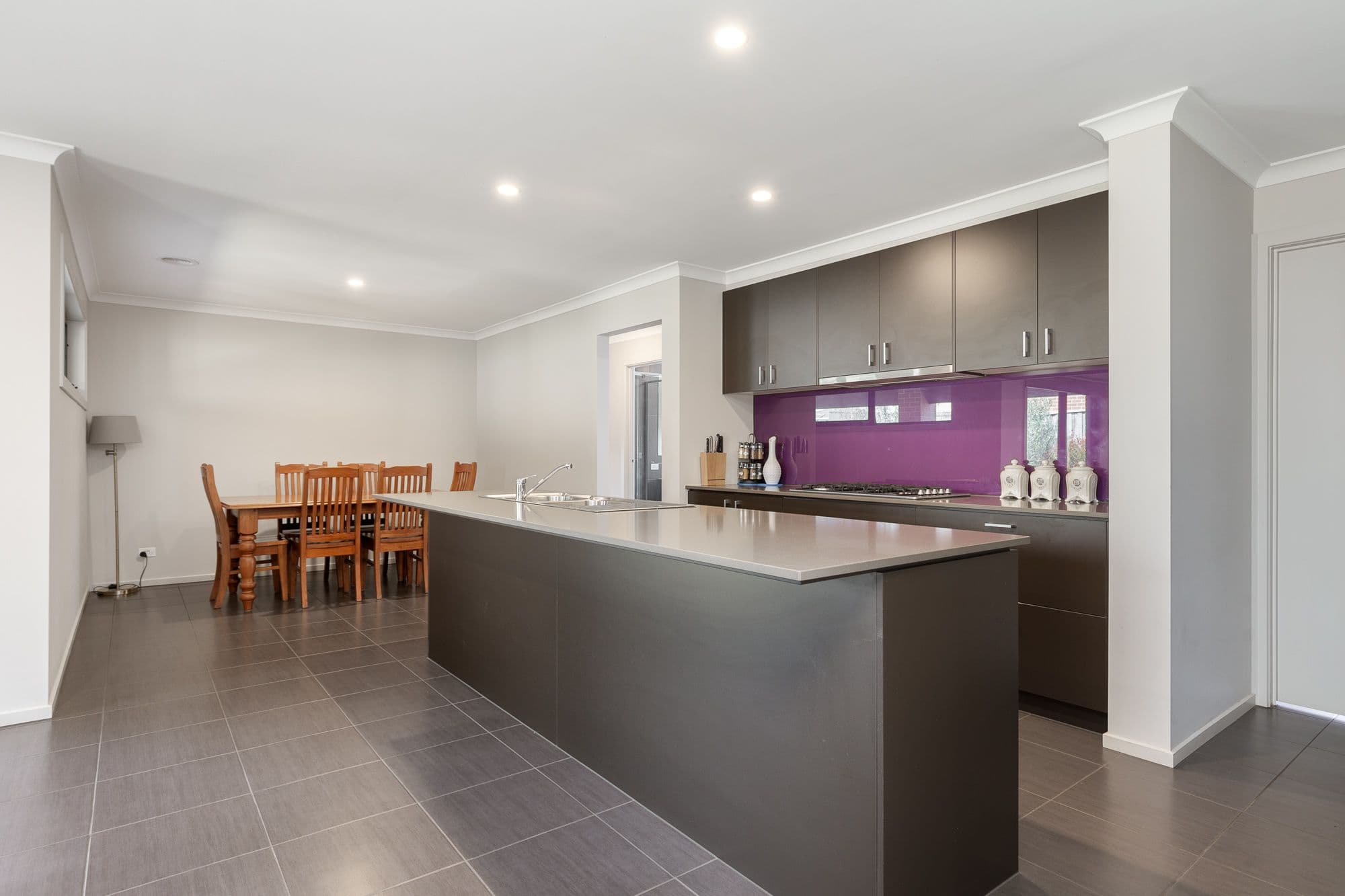 34 Almondsbury Avenue, Berwick VIC 3806, Berwick - Thumbnail 3
