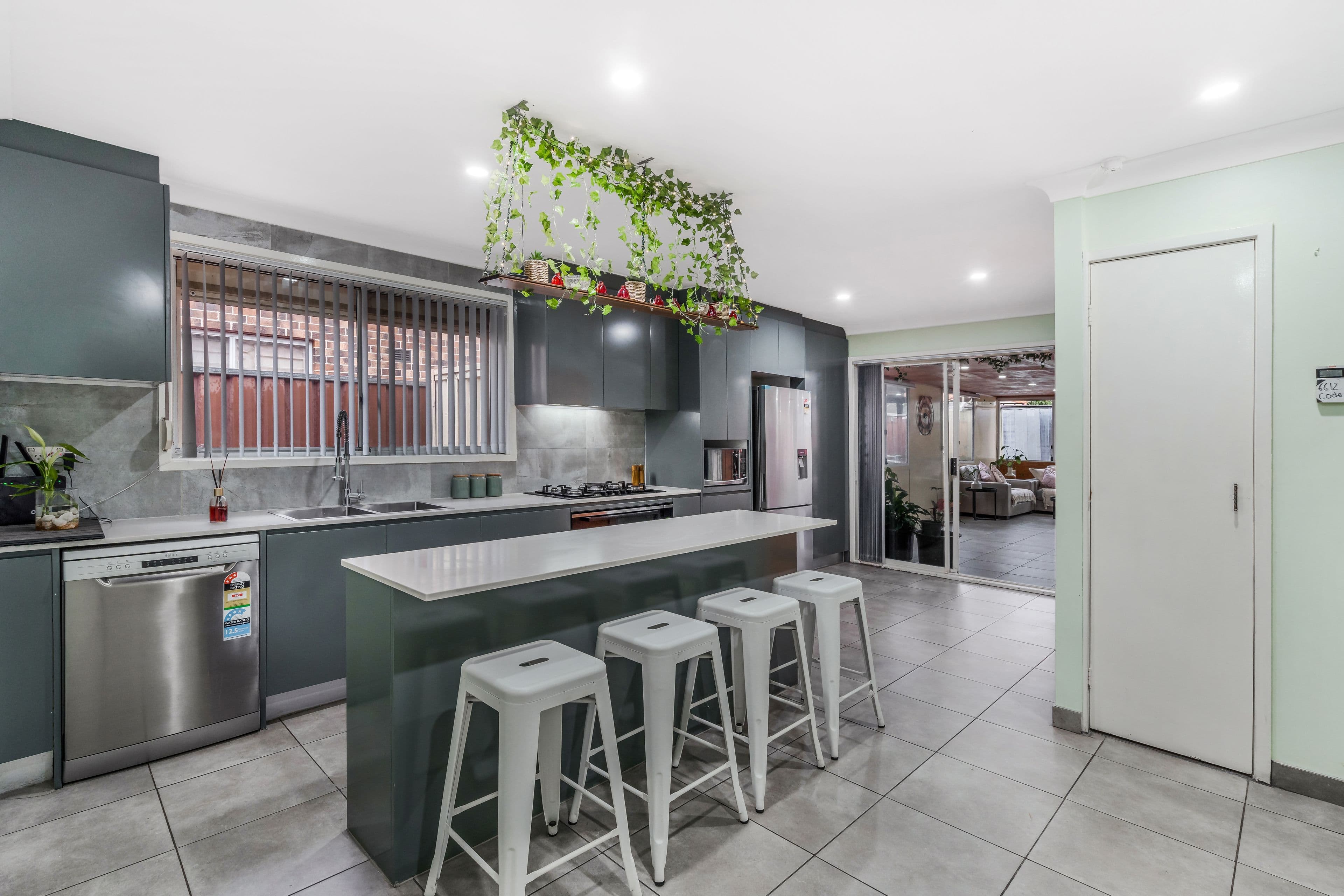 940 The Horsley Drive, Wetherill Park NSW 2164, Wetherill Park - Thumbnail 3