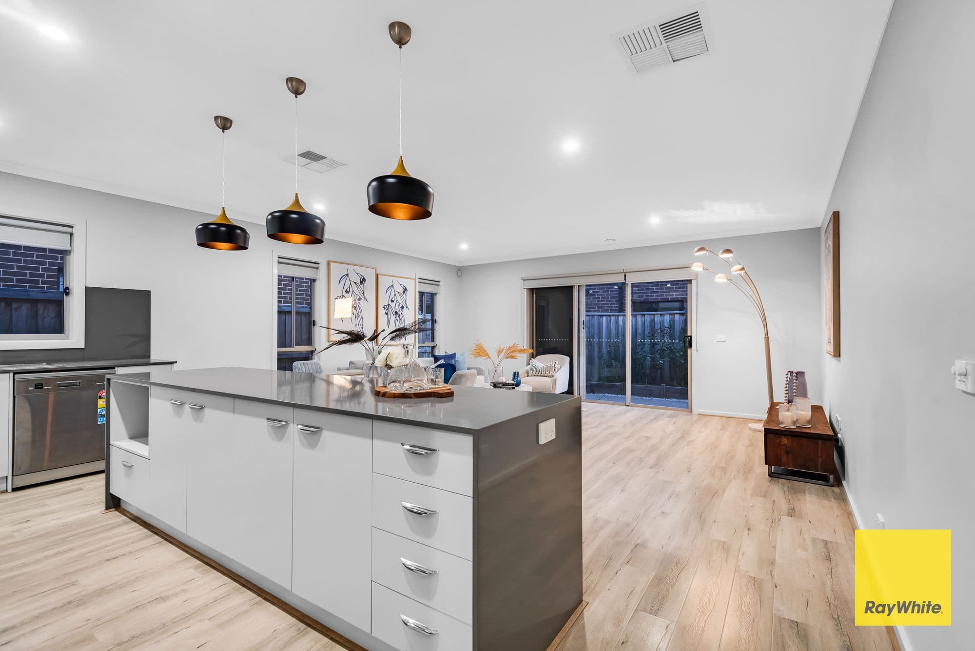 6 Lacebark Way, Tarneit VIC 3029, Tarneit - Thumbnail 5