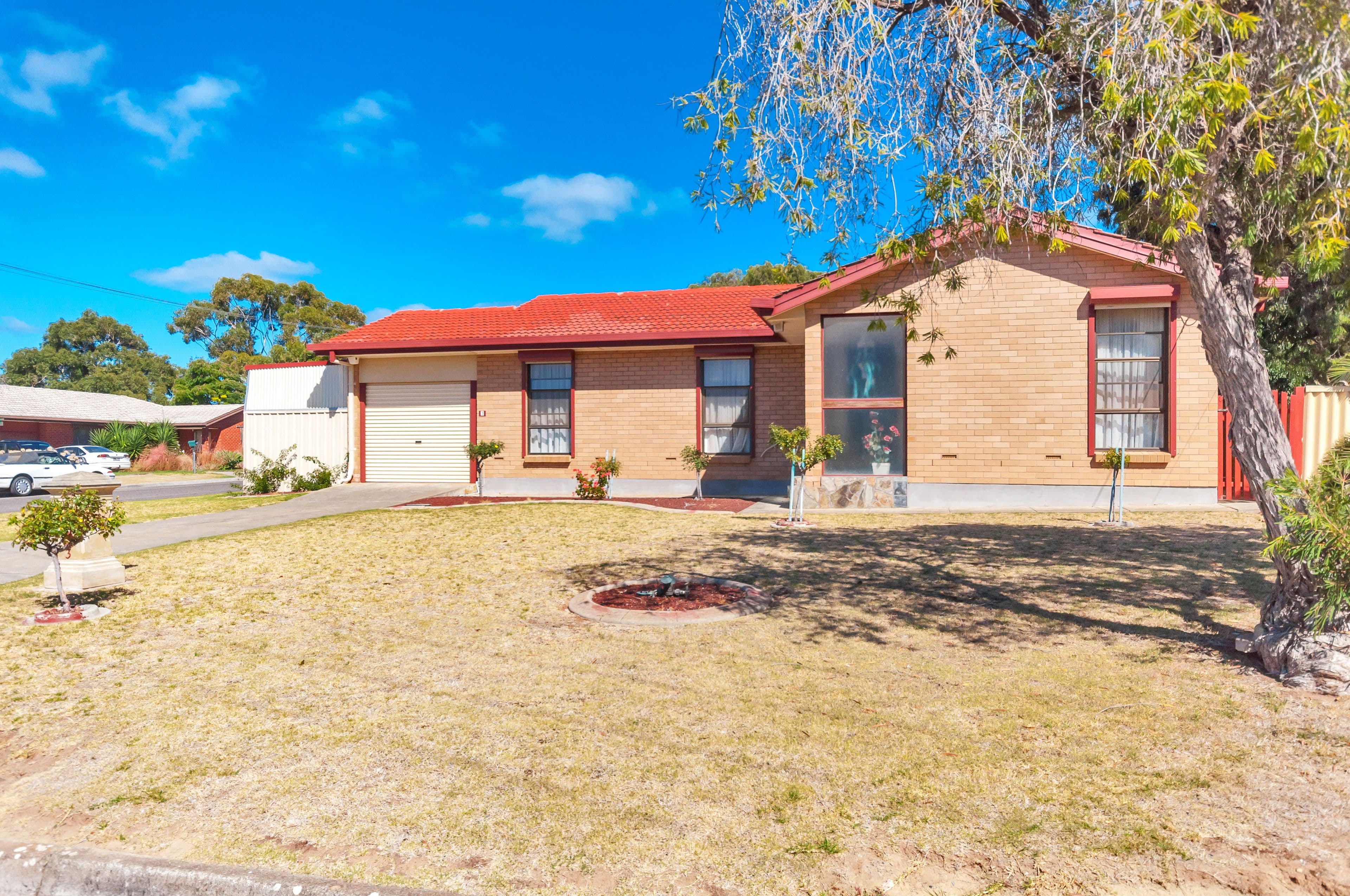 3 Ardross Crescent, Morphett Vale SA 5162, Morphett Vale - Thumbnail 2