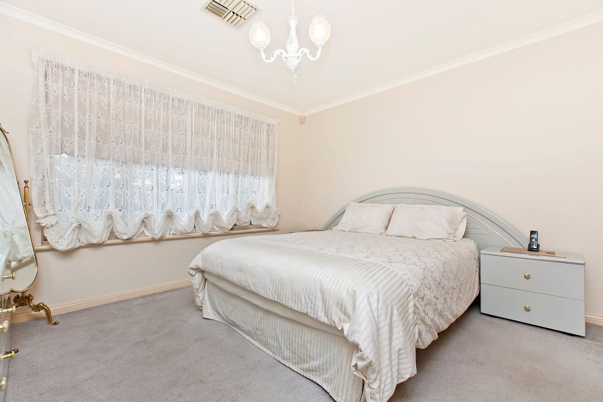 6 Wychwood Court, FINDON SA 5023, Findon - Thumbnail 4
