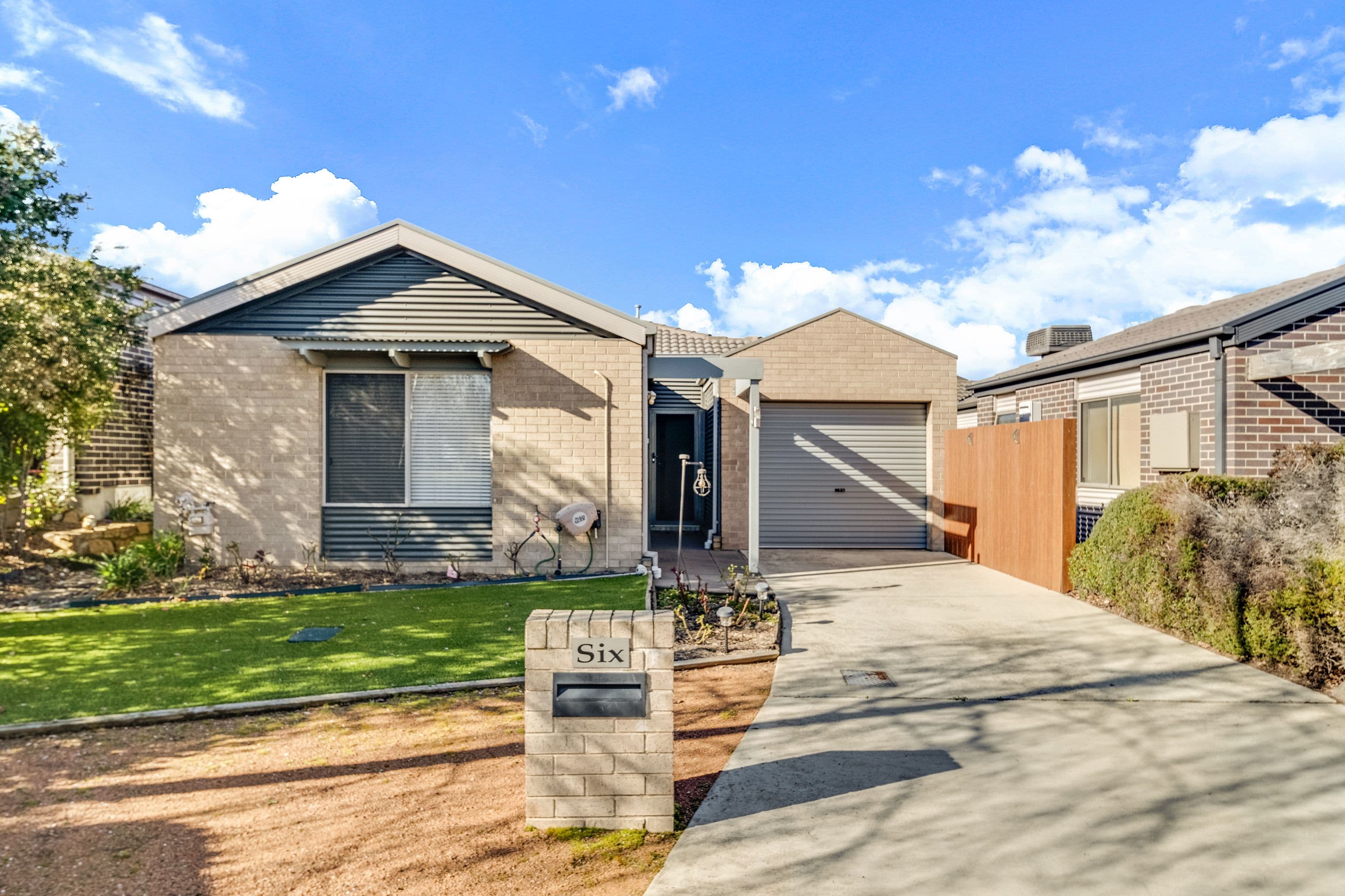 6 Dymphna Place, Franklin ACT 2913, Franklin - Image 1