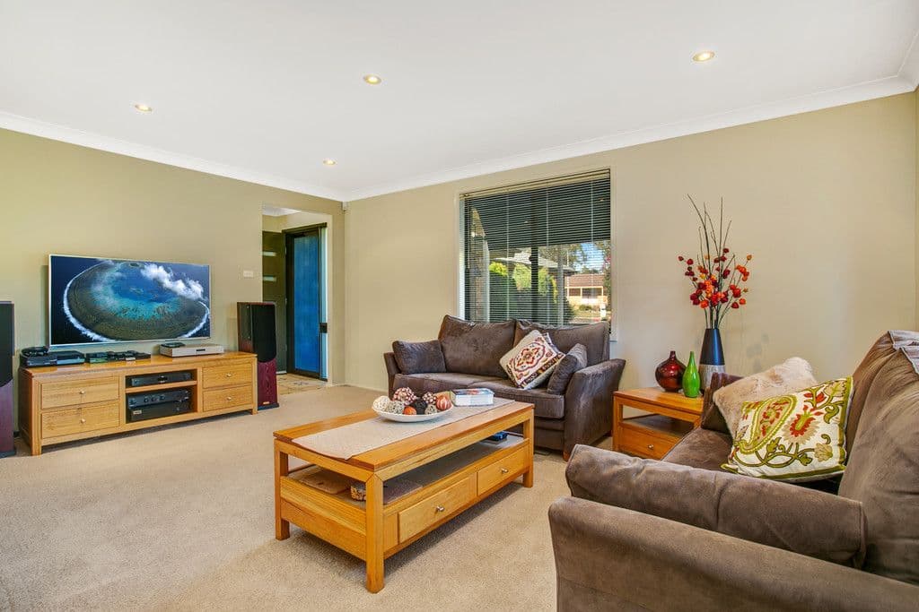 33 Houston Avenue, Tenambit NSW 2323, Tenambit - Thumbnail 2