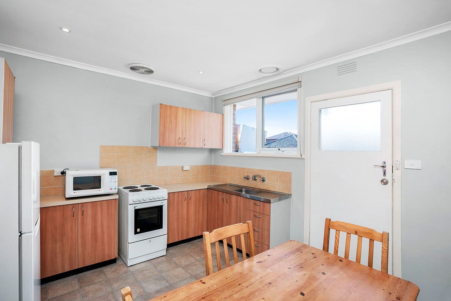 46-48 Wilson Street, Cheltenham VIC 3192, Cheltenham - Thumbnail 4