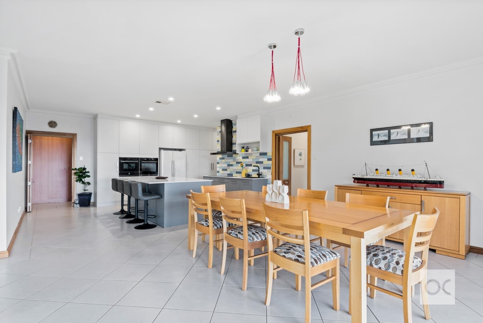 21 Woodland Way, Teringie - Thumbnail 8
