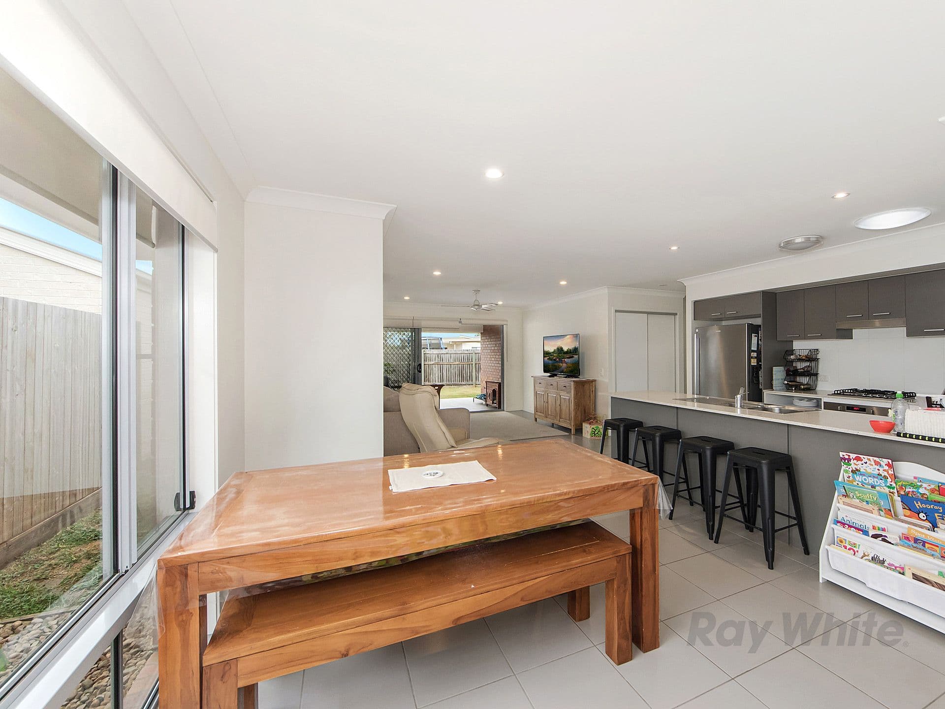 38 Brookside Circuit, Ormeau QLD 4208, Ormeau - Thumbnail 4