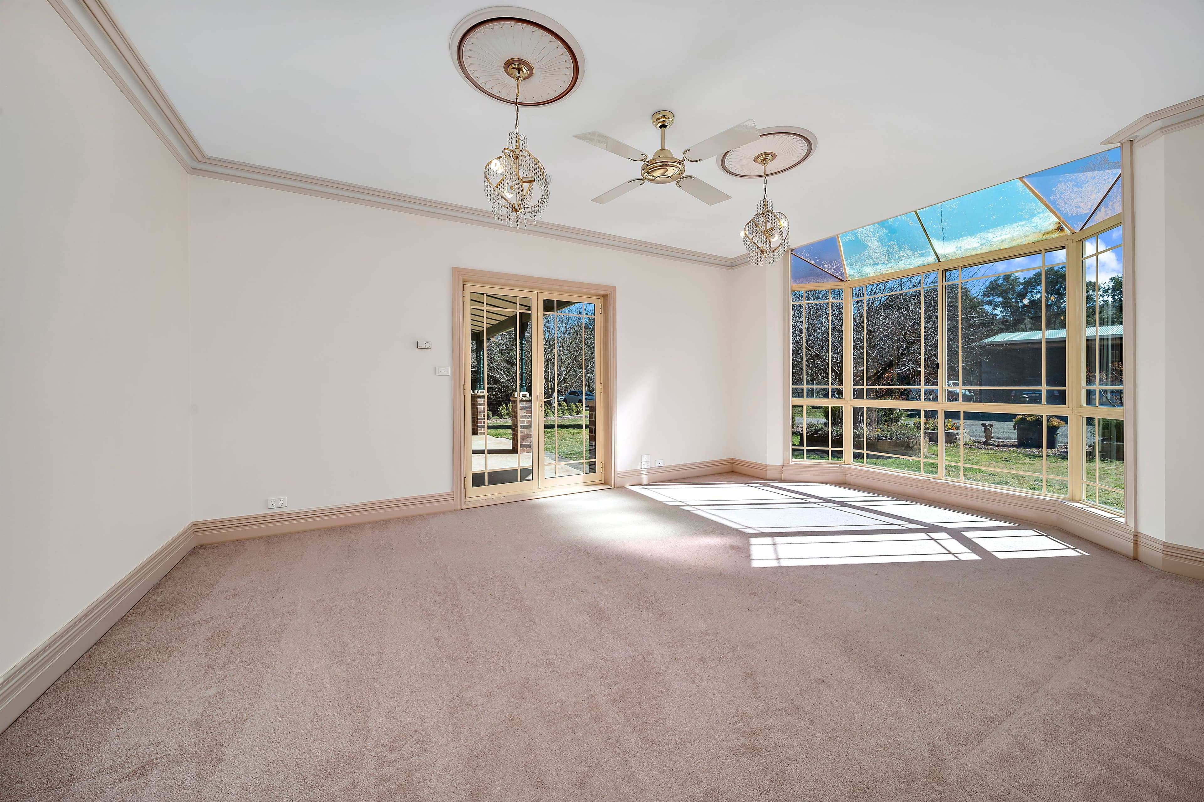 765 Spring Range Road, Springrange - Thumbnail 6