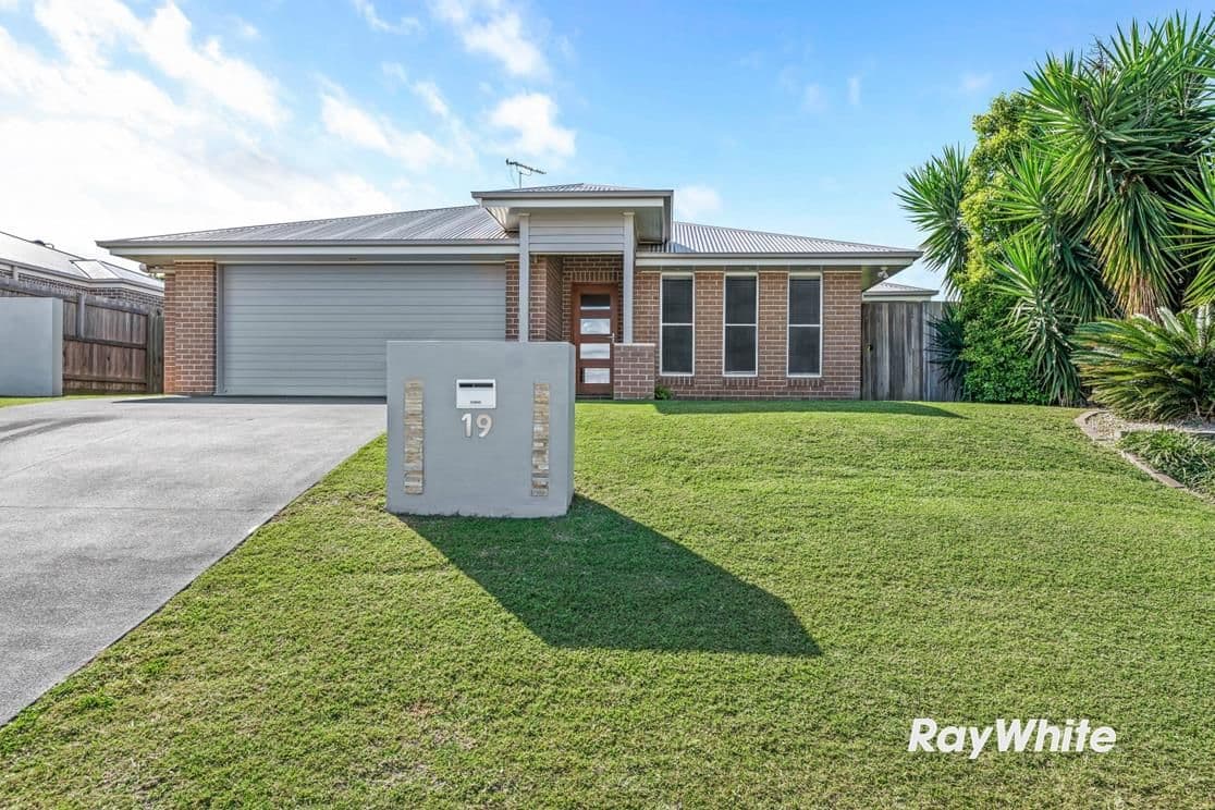 19 Kurrawa Crescent, Glenvale QLD 4350, Glenvale - Image 1