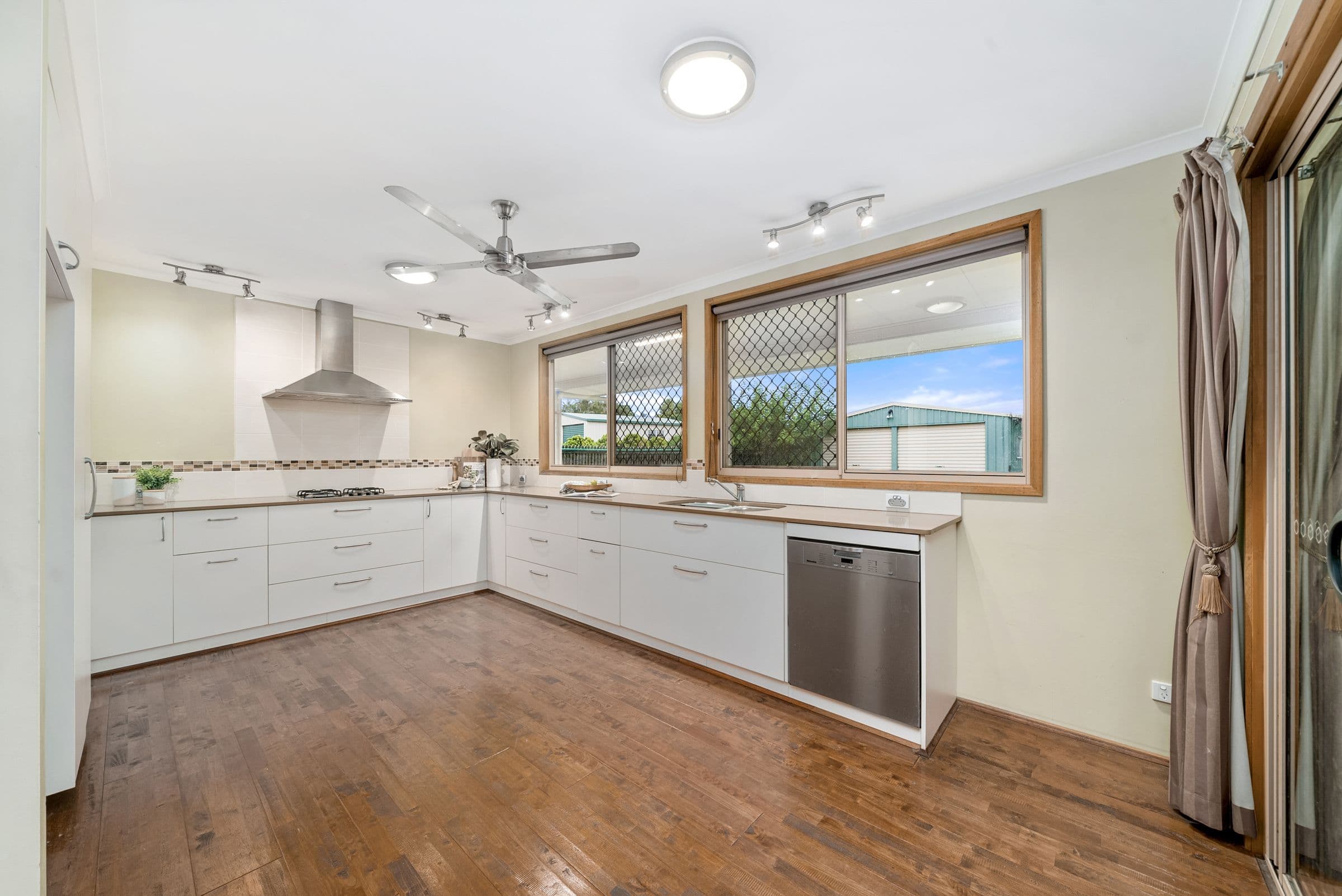 25 Blatchford Drive, Murrumba Downs QLD 4503, Murrumba Downs - Thumbnail 6