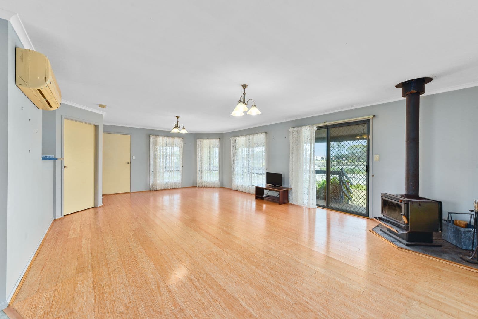 2 Watson Street, Kingston Se SA 5275, Kingston Se - Thumbnail 2