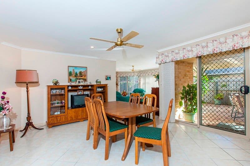 73 O'Reilly Drive, CALOUNDRA WEST QLD 4551, Caloundra West - Thumbnail 3