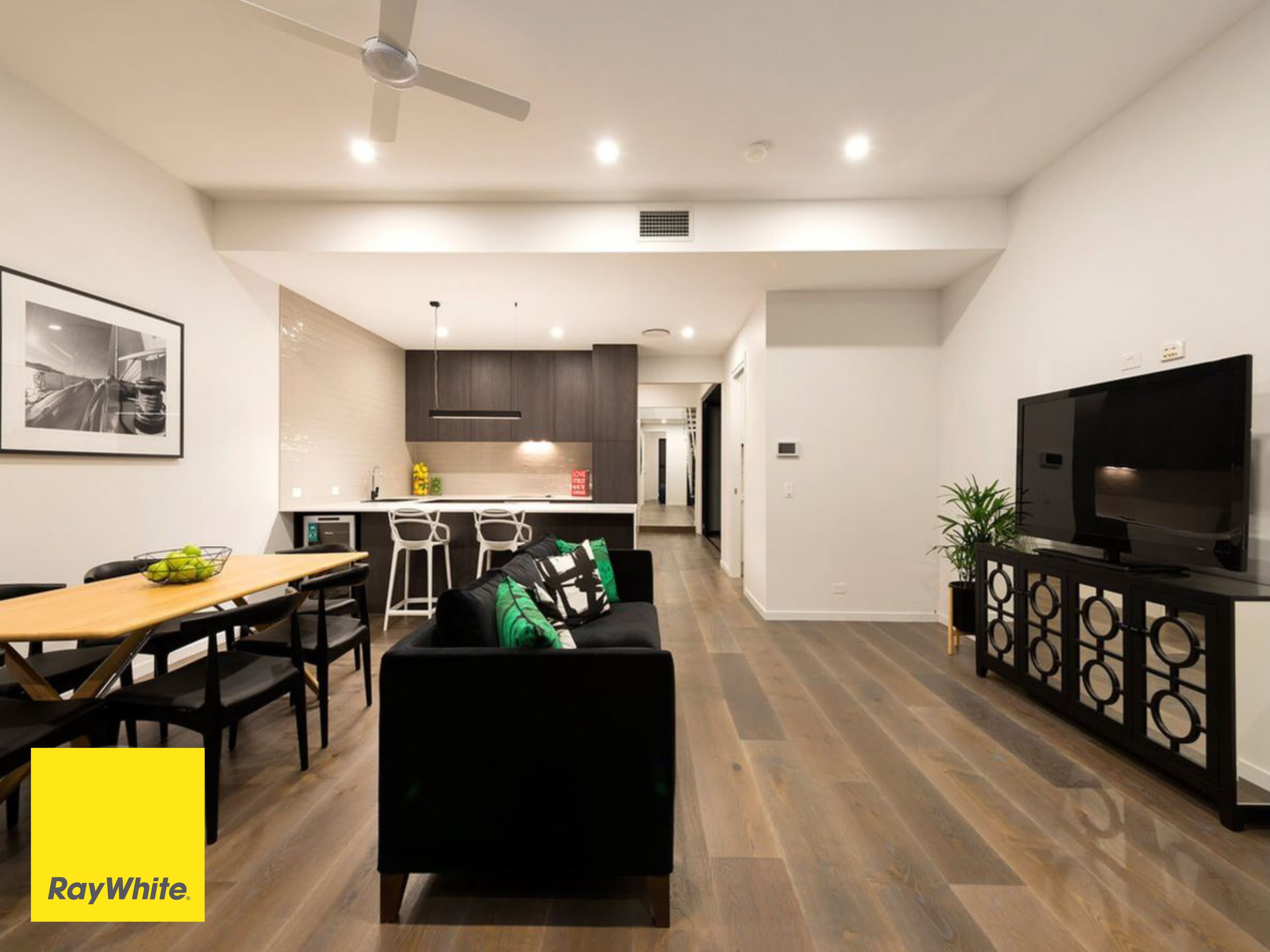 24A Curlewis Street, Holland Park West QLD 4121, Holland Park West - Thumbnail 8