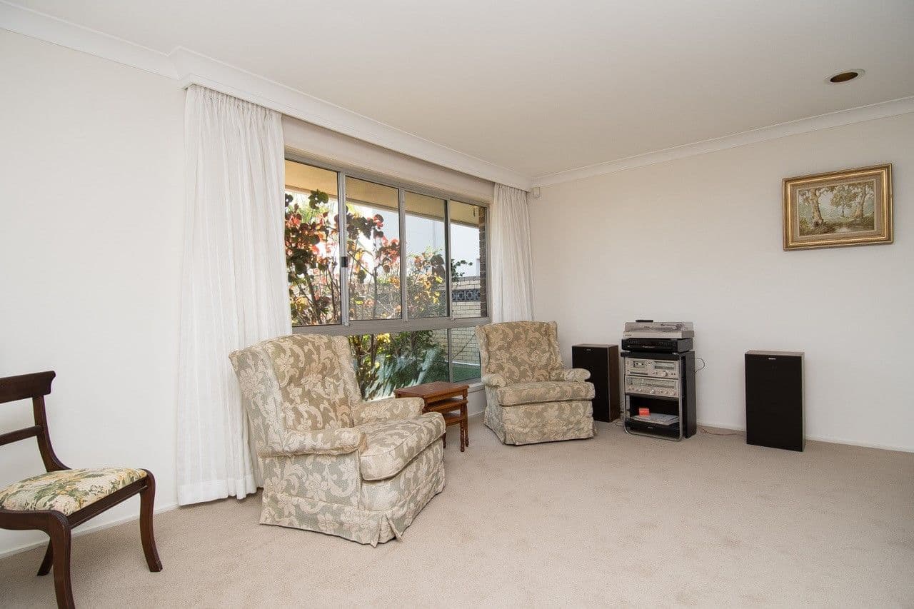 15 Paterson Place, Paradise Point QLD 4216, Paradise Point - Thumbnail 8