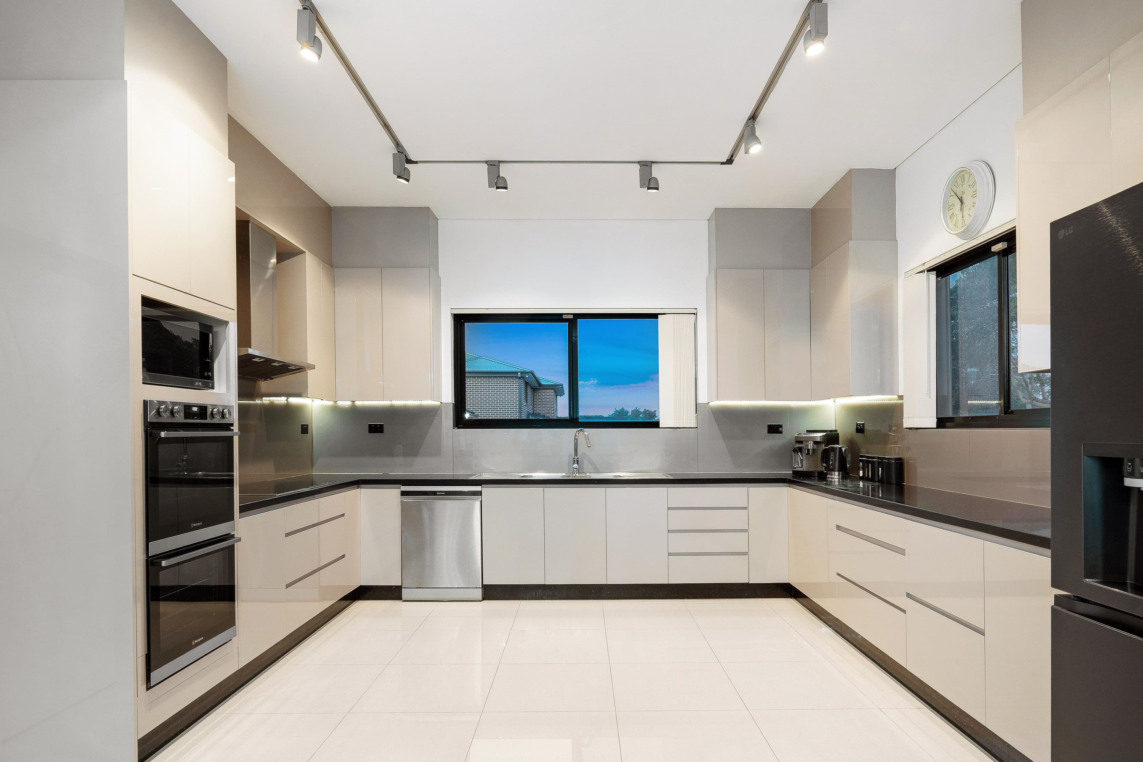 39 Brennan Road, Yagoona NSW 2199, Yagoona - Thumbnail 4