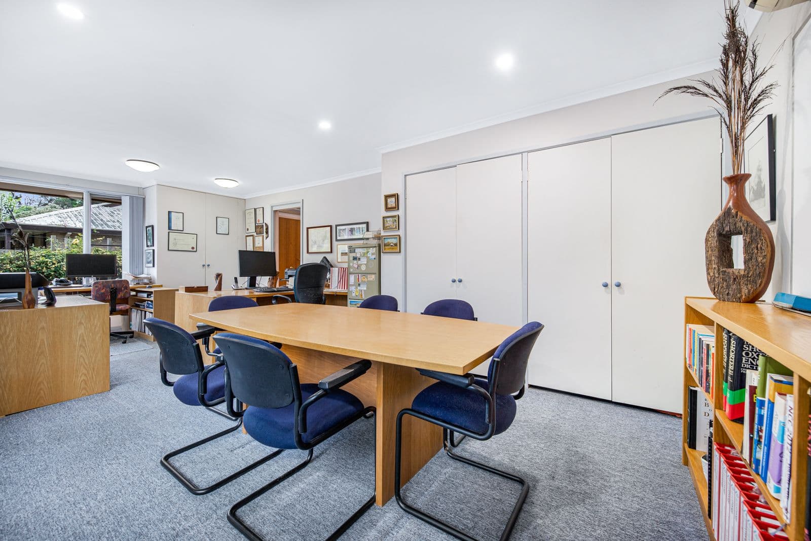 13 Janfourd Court, Mount Waverley VIC 3149, Mount Waverley - Thumbnail 5