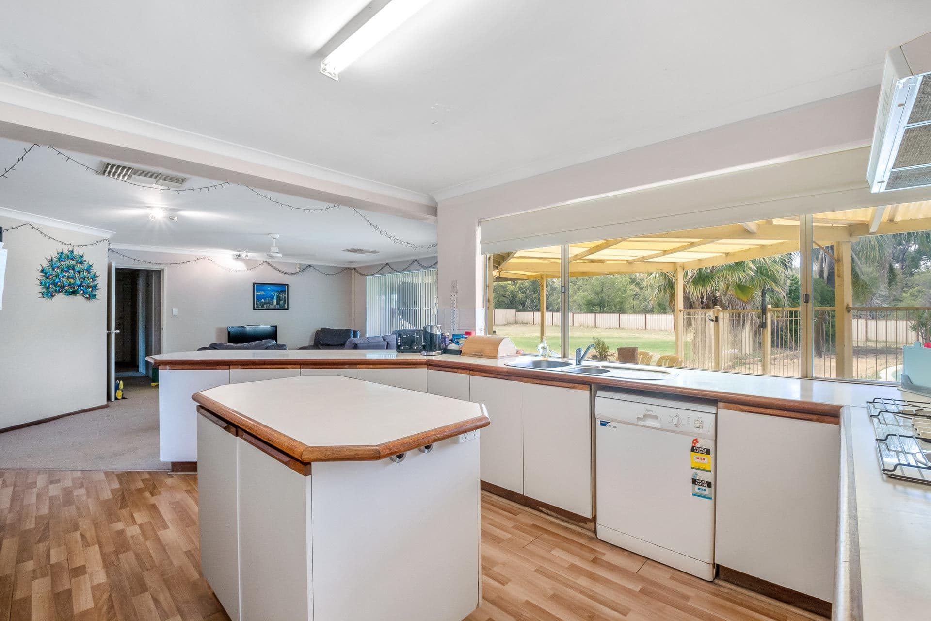 81 Norwood Road, Maida Vale WA 6057, Maida Vale - Thumbnail 5