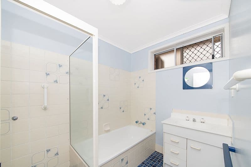 8 Winston Crescent, Kirwan QLD 4817, Kirwan - Thumbnail 5