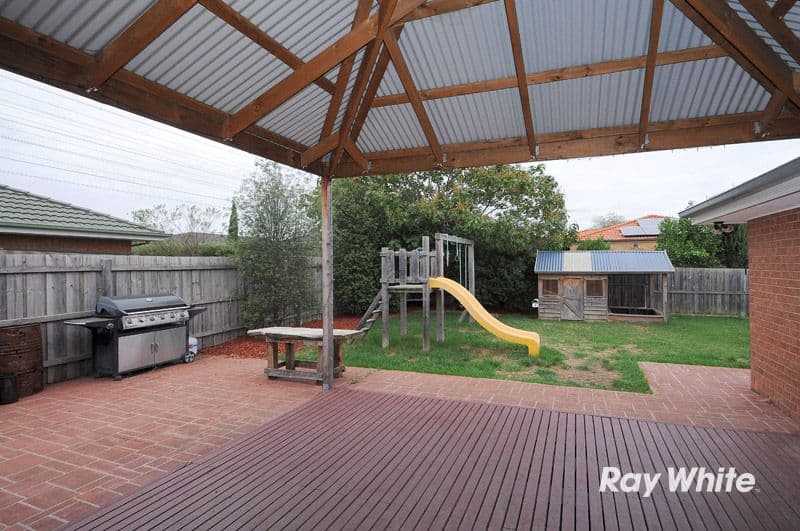 9 Helmsdale Court, CRANBOURNE WEST VIC 3977, Cranbourne West - Thumbnail 6