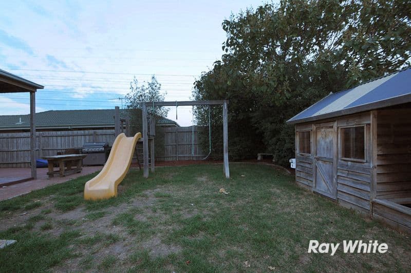 9 Helmsdale Court, CRANBOURNE WEST VIC 3977, Cranbourne West - Thumbnail 7
