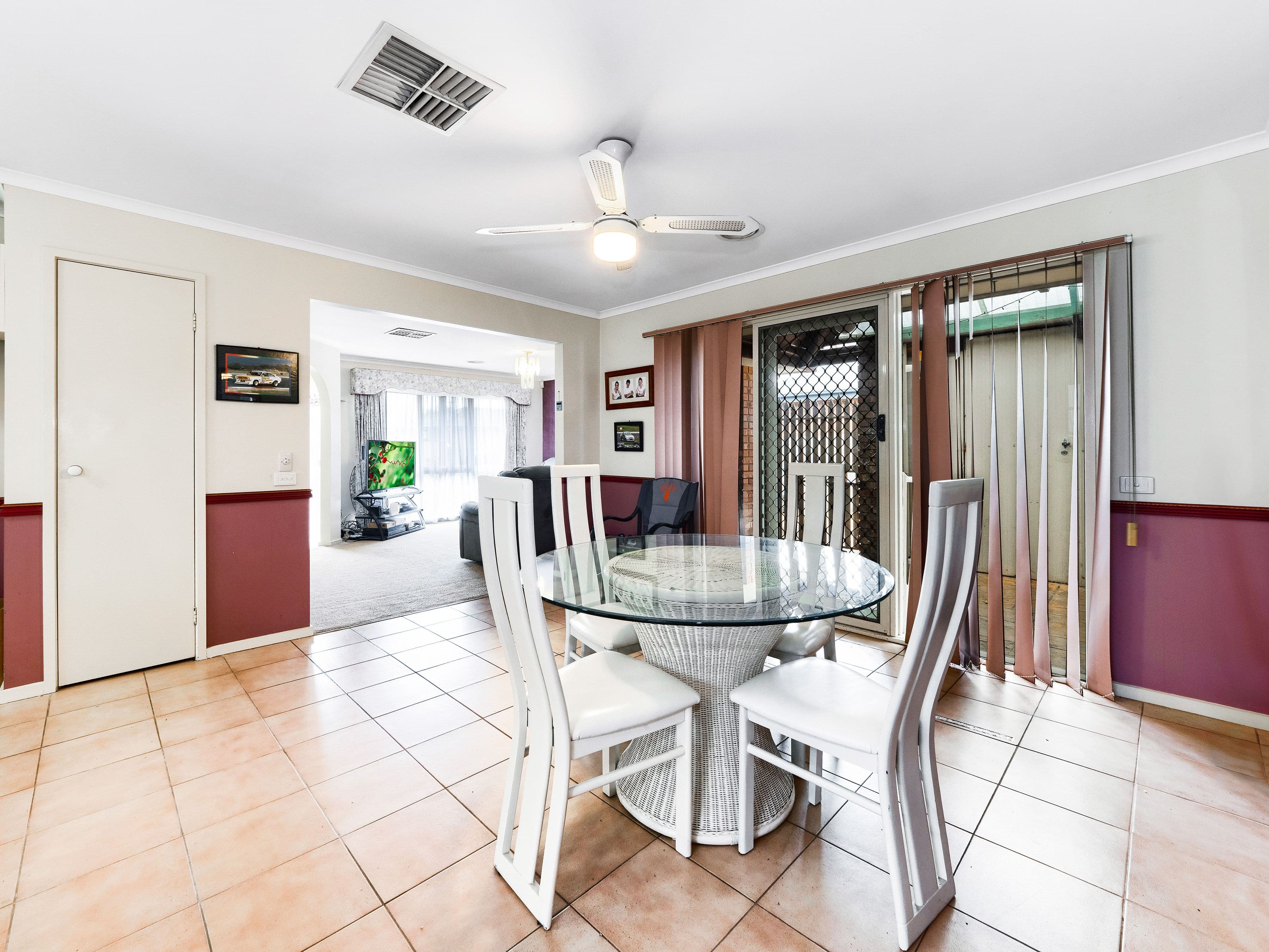 27 Andrea Crescent, Cranbourne North VIC 3977, Cranbourne North - Thumbnail 3