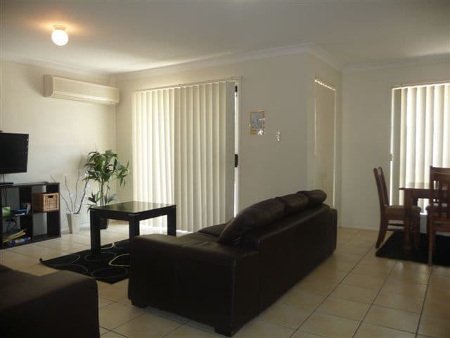 20 Wareena Crescent, GLENVALE QLD 4350, Glenvale - Thumbnail 4