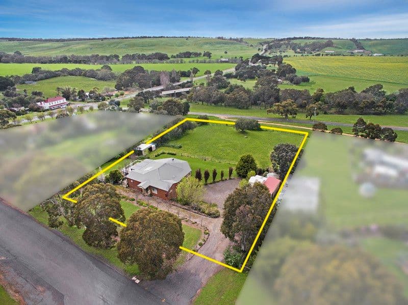 30 Thomson Street, Shelford VIC 3329, Shelford - Thumbnail 2