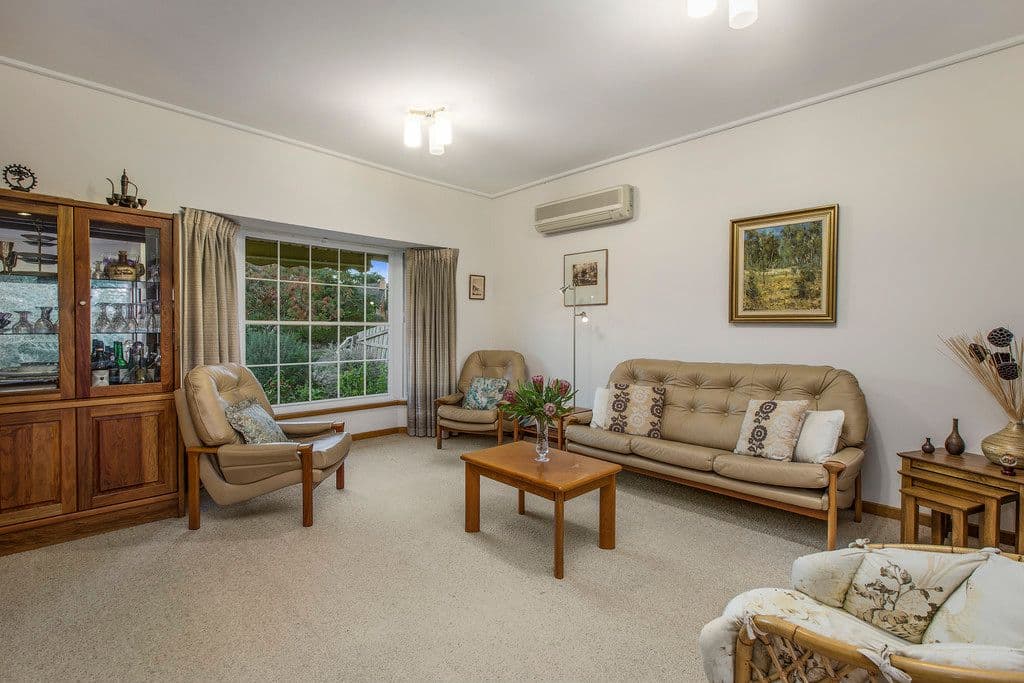 52 Buckingham Drive, Heidelberg VIC 3084, Heidelberg - Thumbnail 2