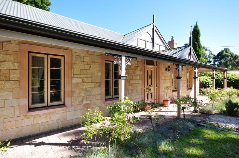 81 Rutherford Road, Viewbank, Viewbank - Thumbnail 2