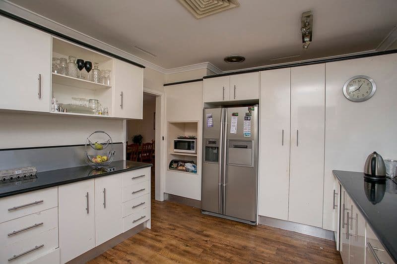21 Farrant Street, GOOSEBERRY HILL WA 6076, Gooseberry Hill - Thumbnail 4