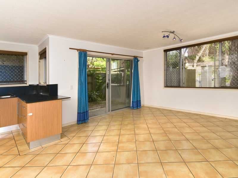 7 Allara Avenue, PALM BEACH QLD 4221, Palm Beach - Thumbnail 7