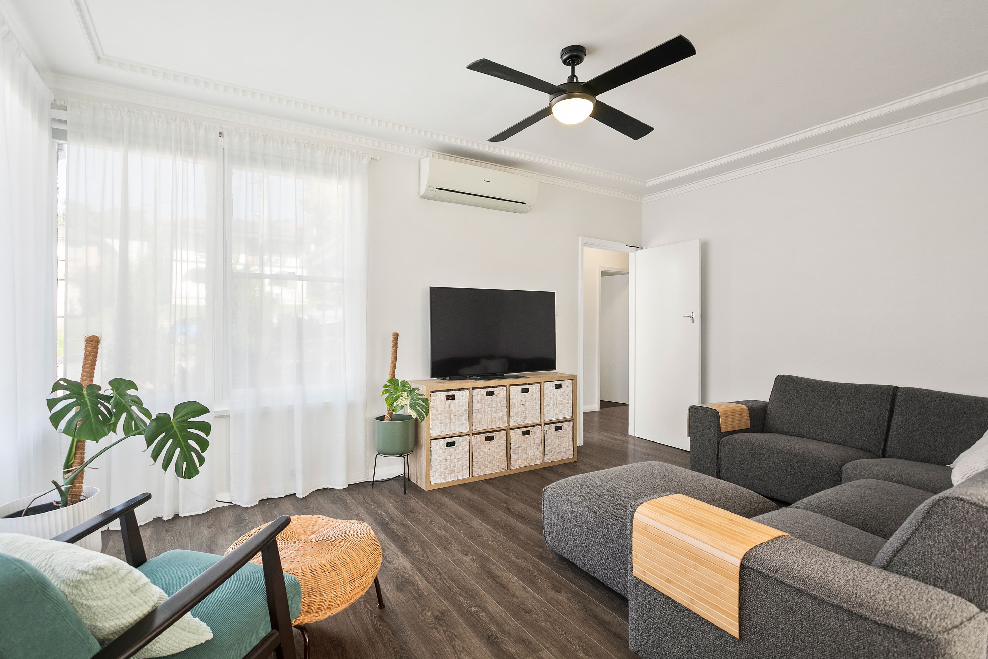 14 Beverley Avenue, Unanderra NSW 2526, Unanderra - Image 1