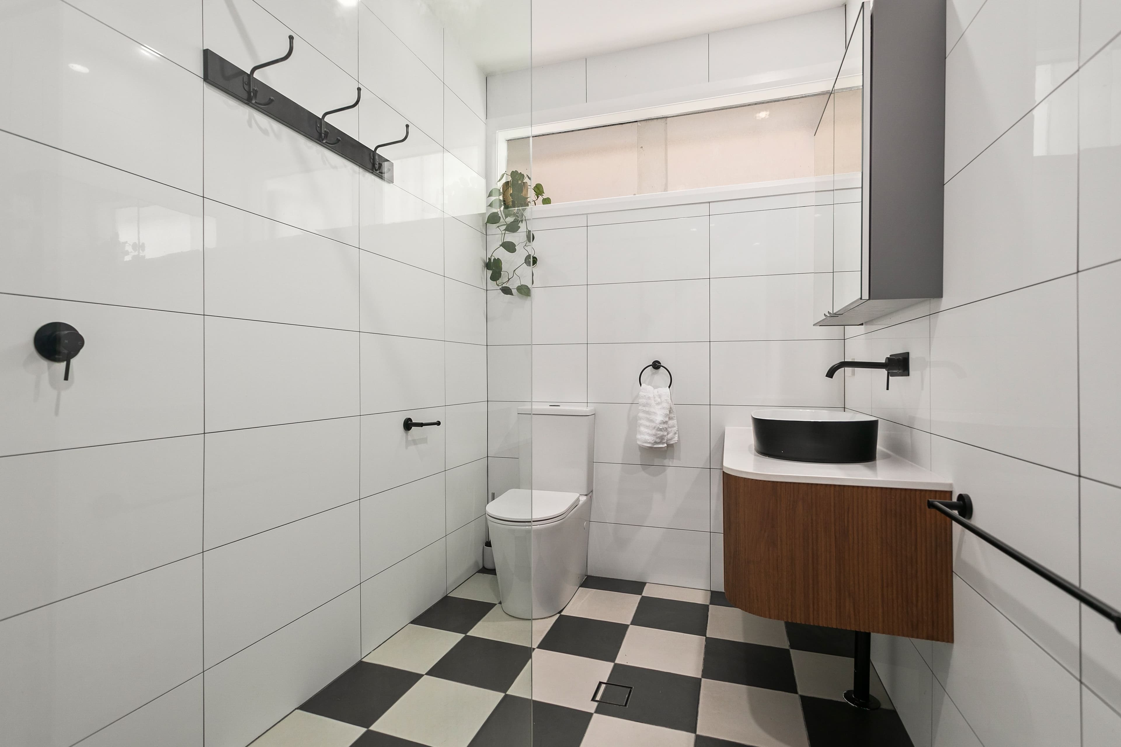 14 Beverley Avenue, Unanderra NSW 2526, Unanderra - Thumbnail 4