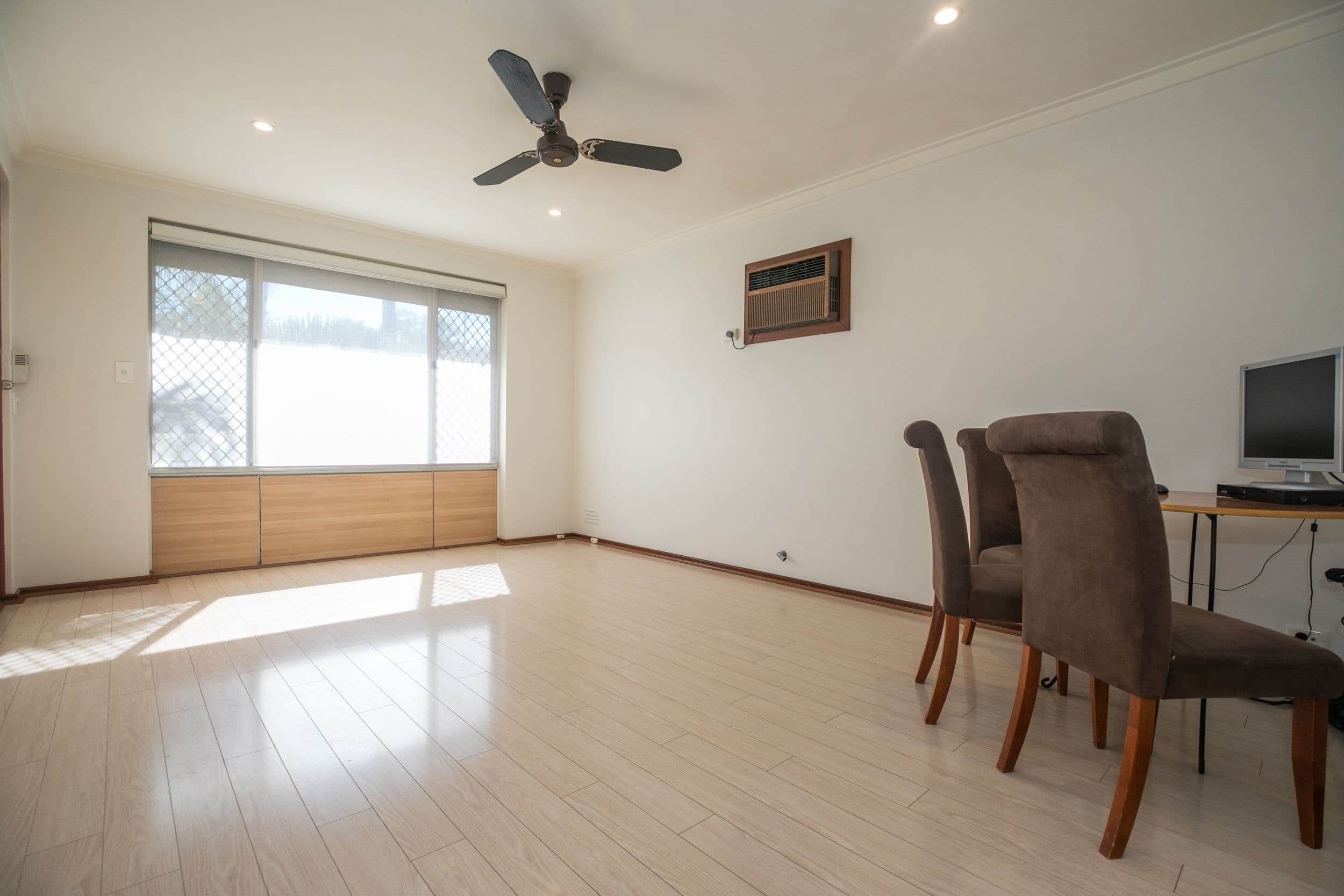 32 Gabell Way, Koondoola WA 6064, Koondoola - Thumbnail 3