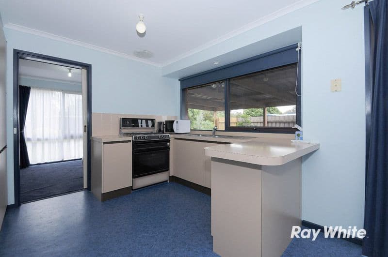1 Kara Walk, CRANBOURNE VIC 3977, Cranbourne - Thumbnail 5